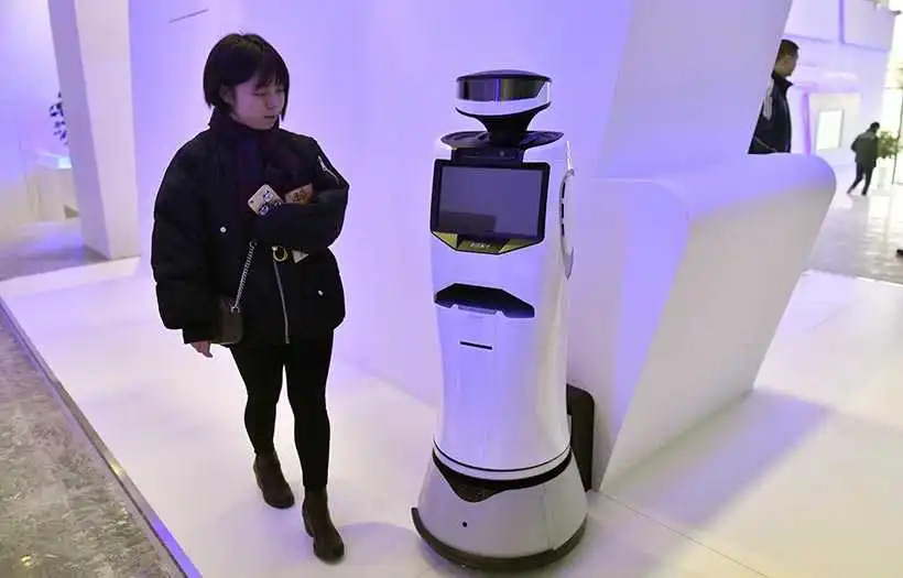 visitors-and-artificial-intelligence-in-intelligence-valley-of-china-IVOC