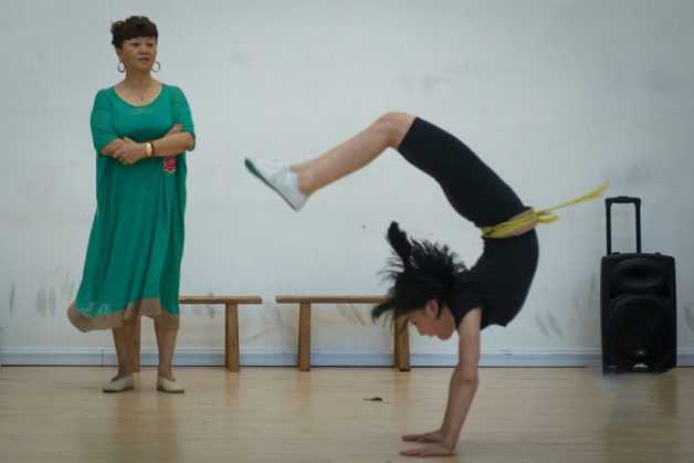10 Chongqing Young Girls Prepare to Get the Gold Elephant Award