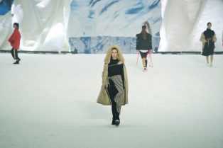 Frozen Fashion, The 1st Indoor Fashion Show on Ice in Chongqing