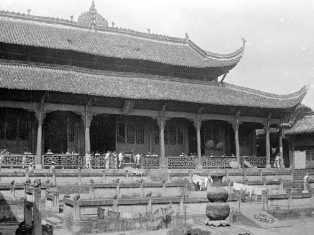 Tracing Back to Old Time with Old Pictures of Chongqing's Ancient Gates