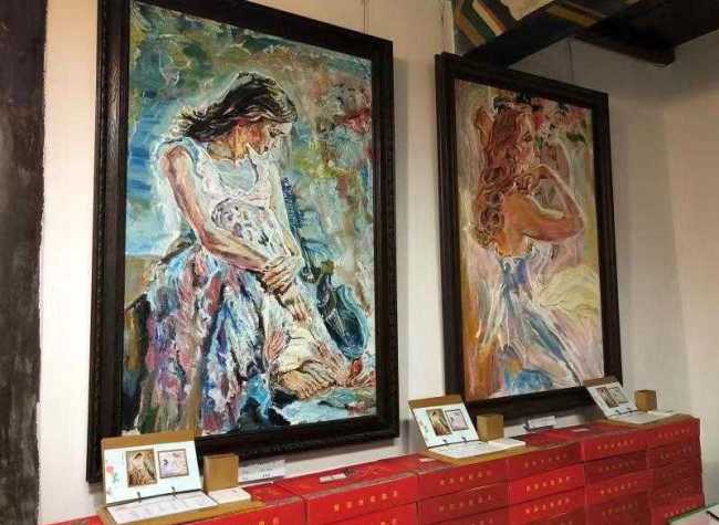 Enjoy A Family Art Exhibition in Ciqikou Chongqing