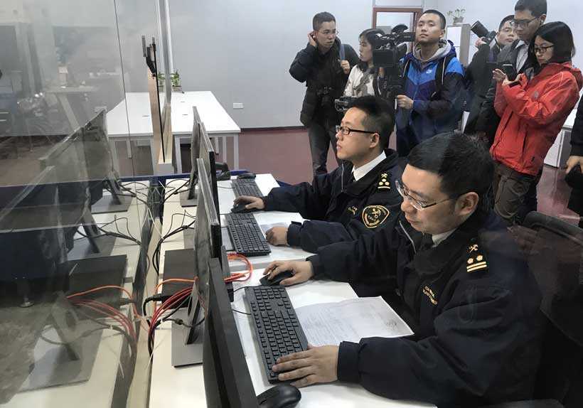 China-Railway-Express-inspection-by-PC