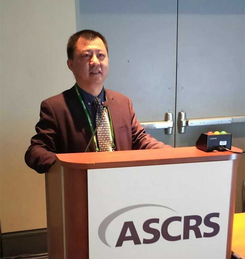 Du Zhiyu at the ASCRS