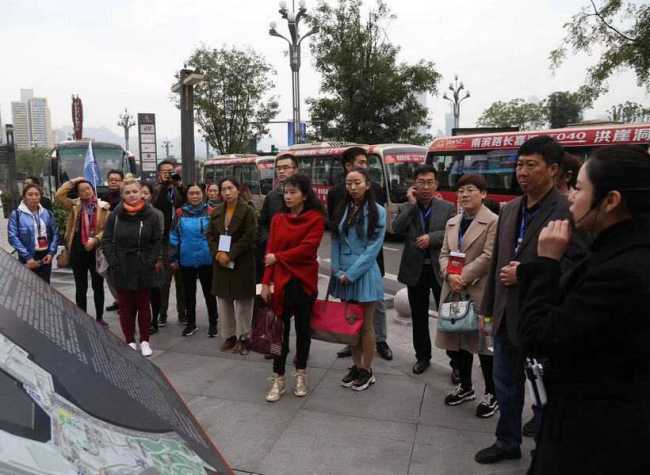 Travel Agents Wowed by Chongqing During Global Conference