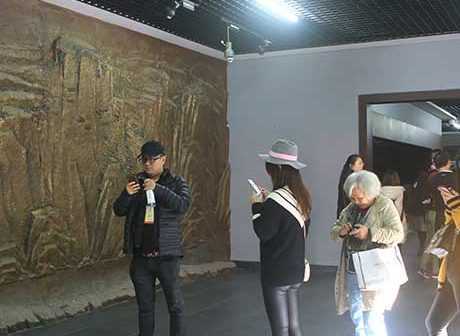 Foreign Travel Agents Marvel At Beauty of the Three Gorges