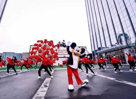 Chongqing IFS Celebrates the 90th Birthday of Mickey Mouse