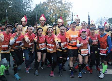 2018 Yangtze River Three Gorges International Marathon Competition Kicked off in Zhongxian