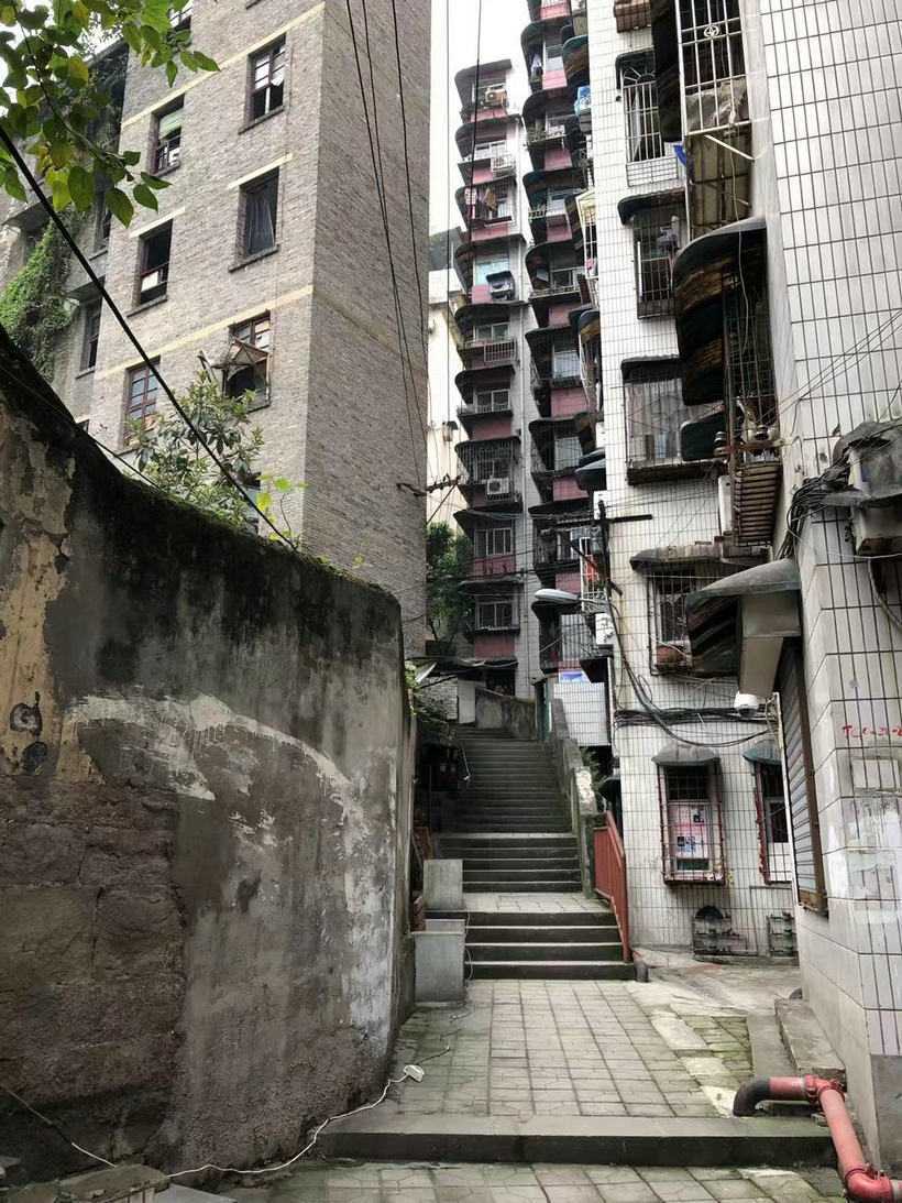 Shancheng-Alley-or-Mountain-City-Alley