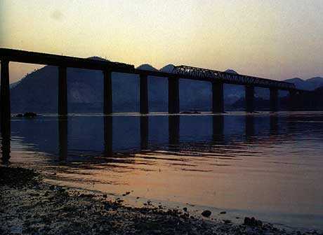 Photography Competition - Changes of  Baishatuo Yangtze River Railway Bridge