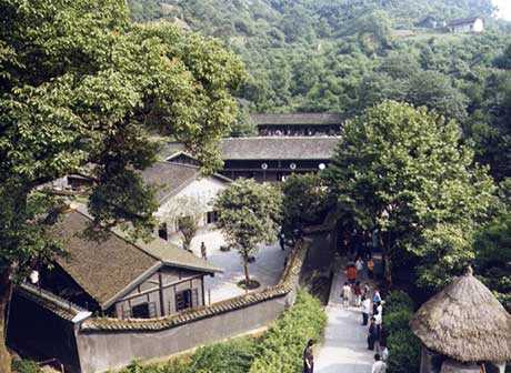 Real-Name Reservation System for Hongyan Alliance Scenic Areas Open to the Public