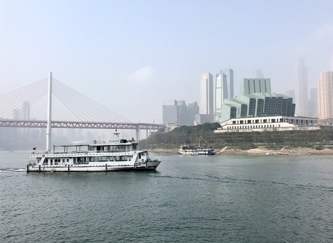 A new round-trip ferry route from Chaotianmen to Dazhulin opened