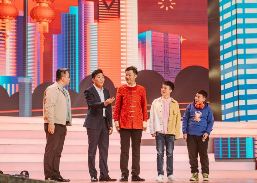 Chongqing-Chines-New-Year-Gala-interesting-childhood