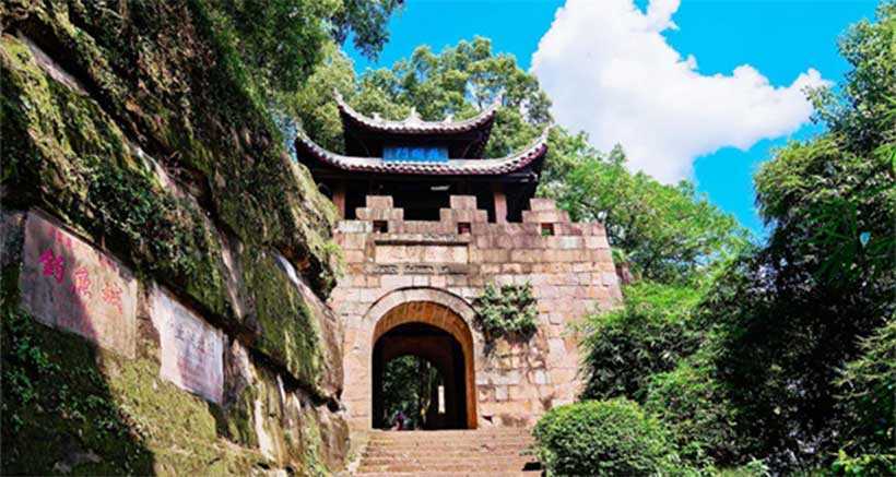 Diaoyu-Fortress-gate