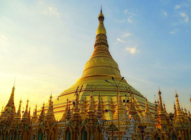 Hainan Airlines Opens Chongqing-Yangon Route