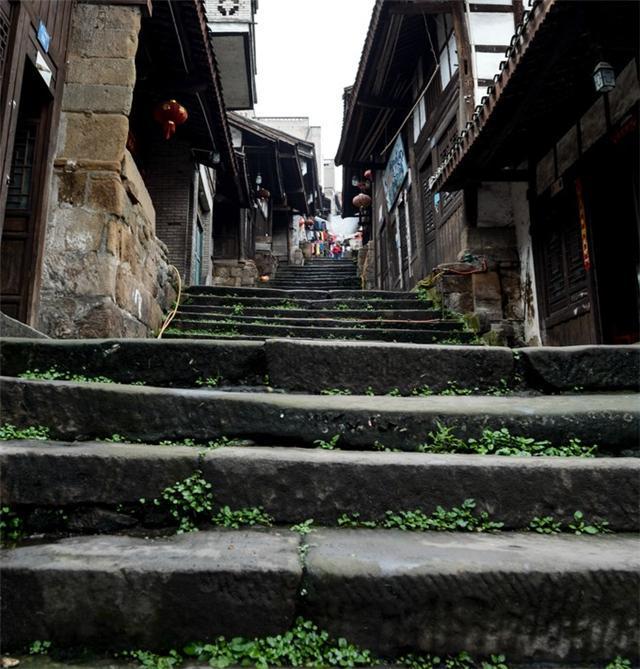 Ancient-Town-alley