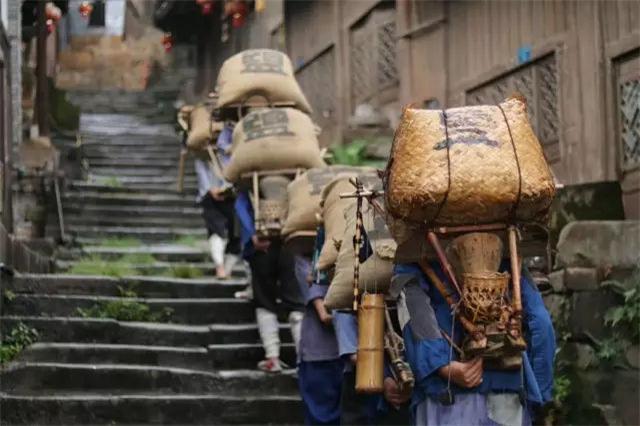 Ancient-Town-workers