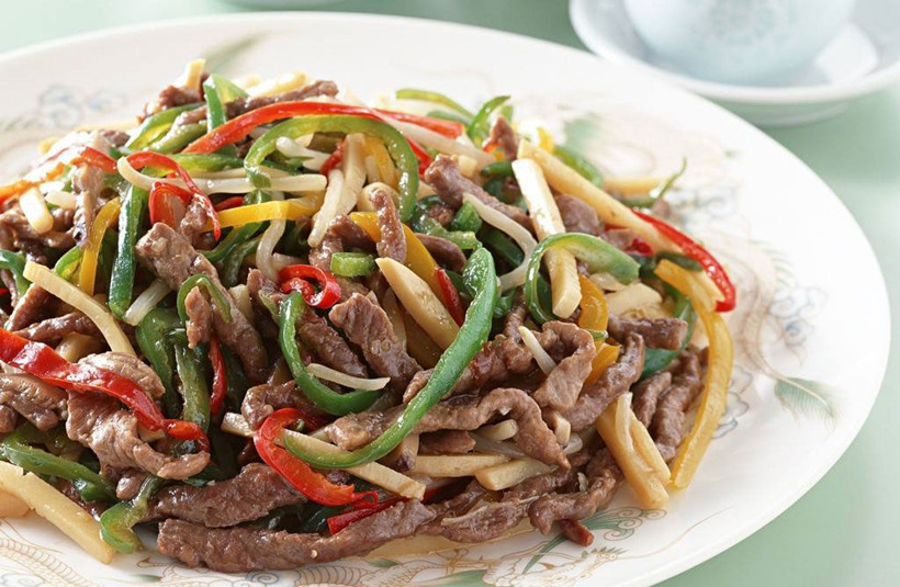 Chongqing-dishes-shredded-beef-pickled-pepper