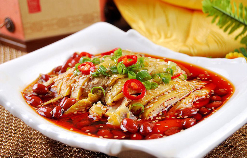 Chongqing-dishes-steamed-chicken-chili-sauce
