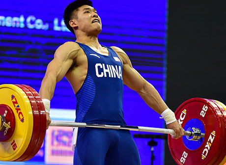 Awesome! A Weightlifter from Southwest University Won Five Gold Medals and Set a New World Record in IWF World Cup