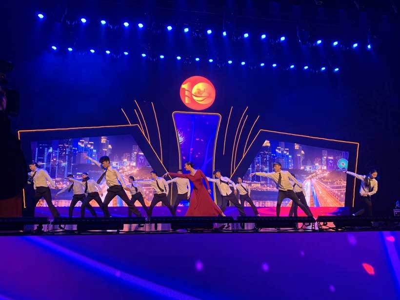 Chongqing-Grand-Theater-dance