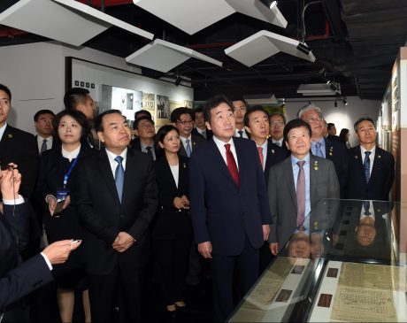 Prime Minister of South Korea Lee Nak-Yeon Visited Chongqing