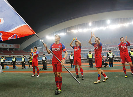 Adrian Scored in His Debut, Bringing Chongqing SWM the First Win