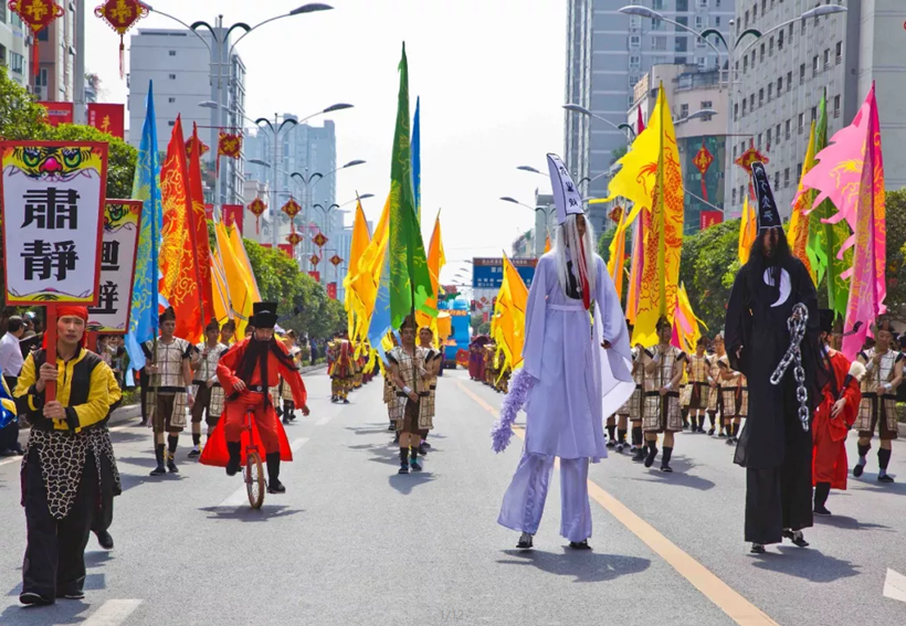 Fengdu-Temple-Fair-parade