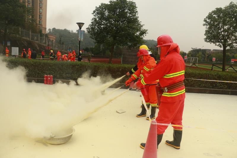 Mini-Fire-Stations-fire-fighting