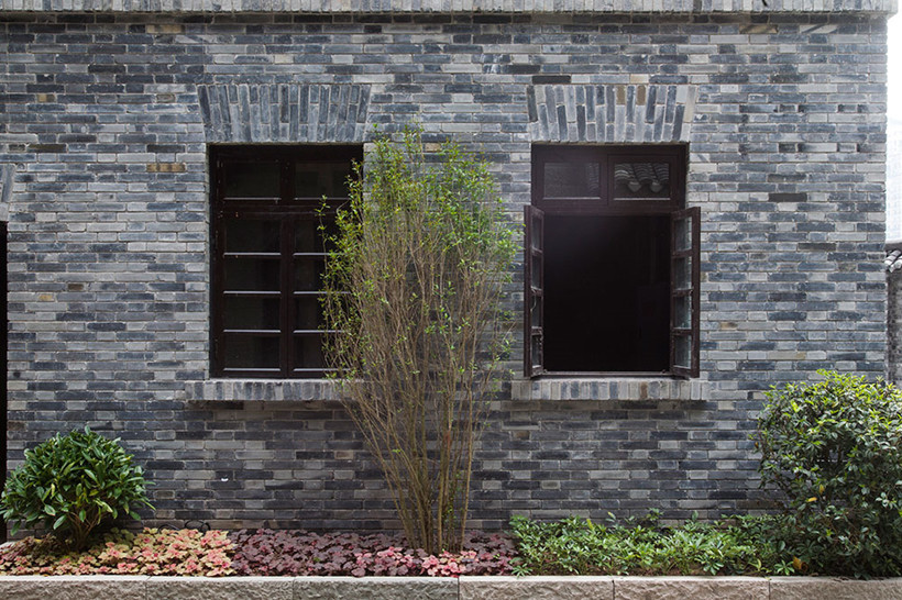 Shibati-window
