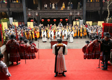 A Tour to Huguang Guild Hall, A Timetravel Back to Ancient China