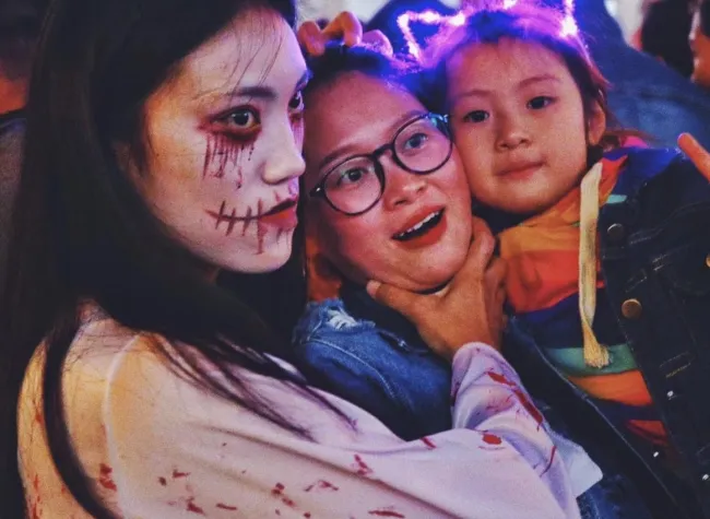 Adventure to the Underworld in Fengdu