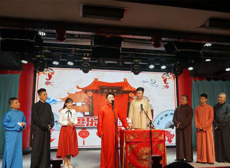 Nationwide Folk Artists Gather in Chongqing