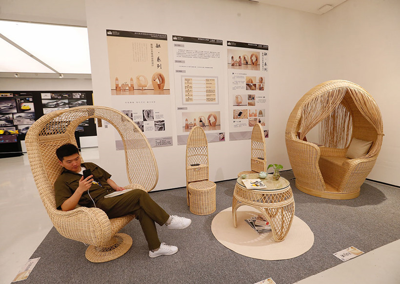 Booming-June-rattan-facilities-zhang-benjun