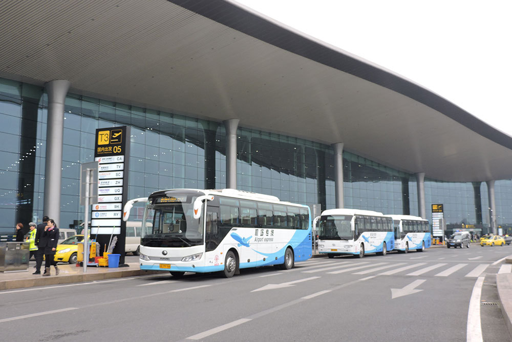 Airport-Shuttle-Bus
