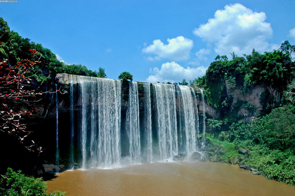 Wanzhou Grand Waterfall