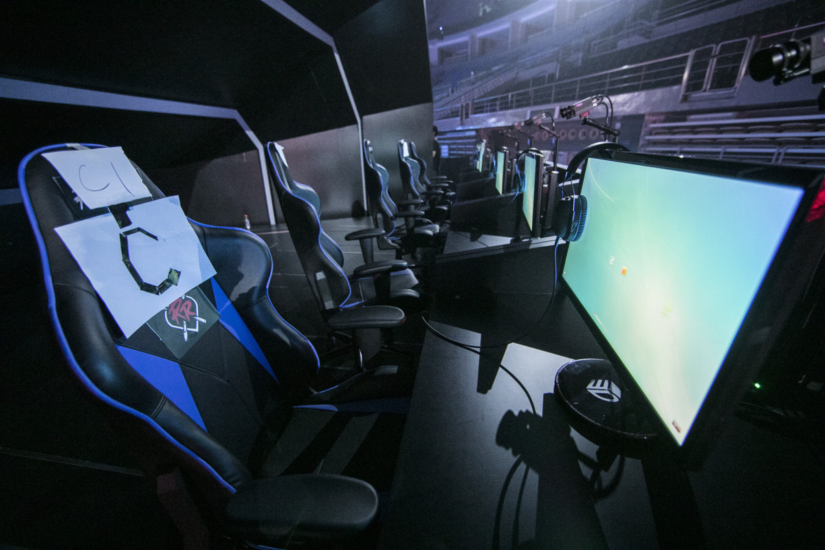 electronic-sports-equipment