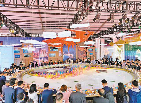 World's Largest Hot Pot in Second China International Import Expo