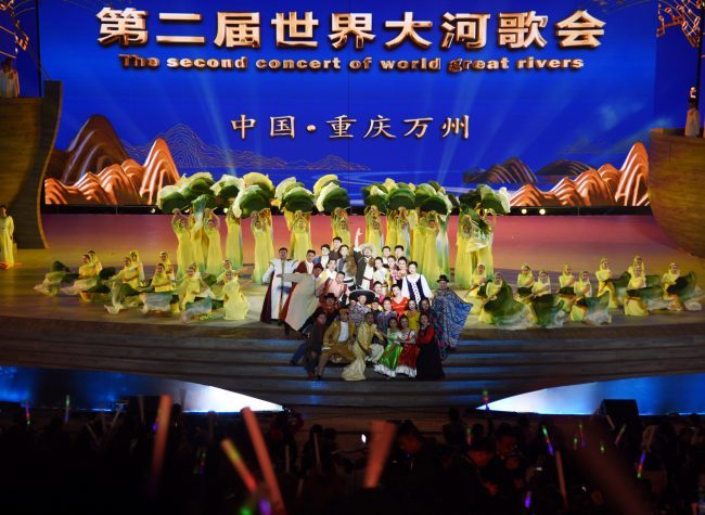 Concert of World Great Rivers Backstage Exclusive: Amazed by Bollywood Troupe