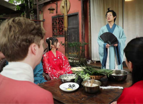 Chongqing Becomes 6th Most Popular City in Booking Tour Guides Online in China