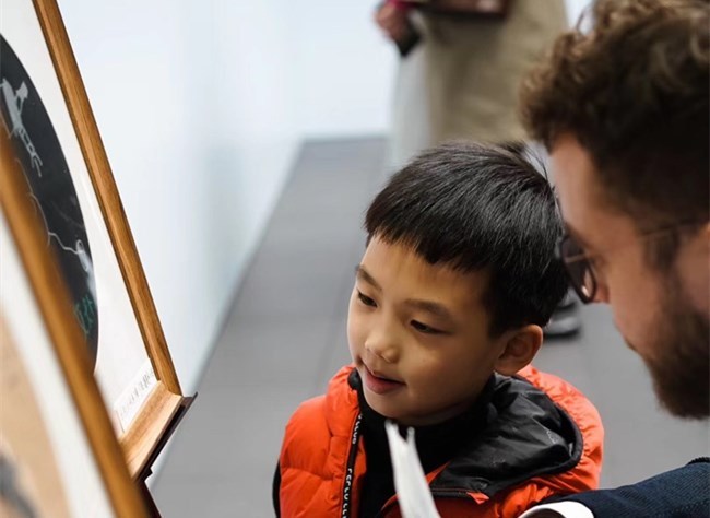 Professor Pu Opens the 3rd Family Art Exhibition in SW China's Chongqing
