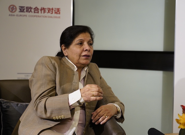 Former Under Secretary General of UN Impressed by Amazing Lighting Effects of Chongqing Night