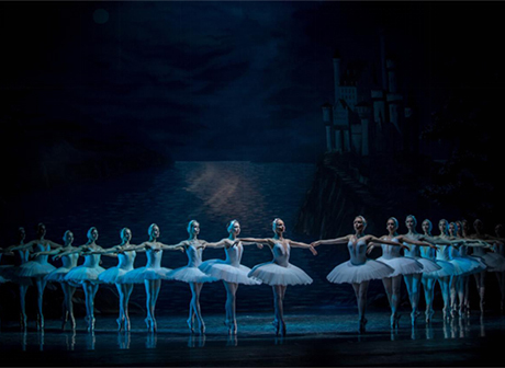 Swan Lake (All-star Version) by the Mariinsky Star from Russia