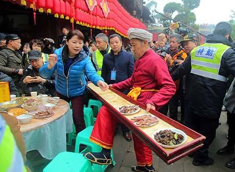 Sign up for the 1,000-meter-long Banquet in Jiangjin Zhongshan Ancient Town