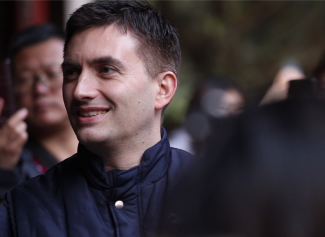 Spring Festival Holiday Resolutions: Reunion and Traditions