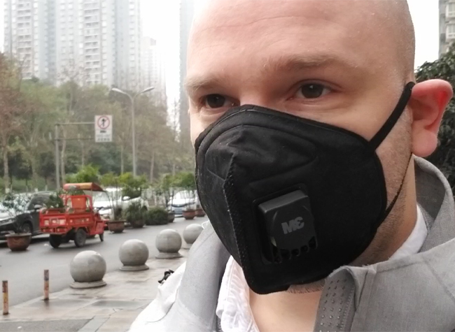 Vlog: Going Shopping During an Epidemic - Coronavirus in Chongqing