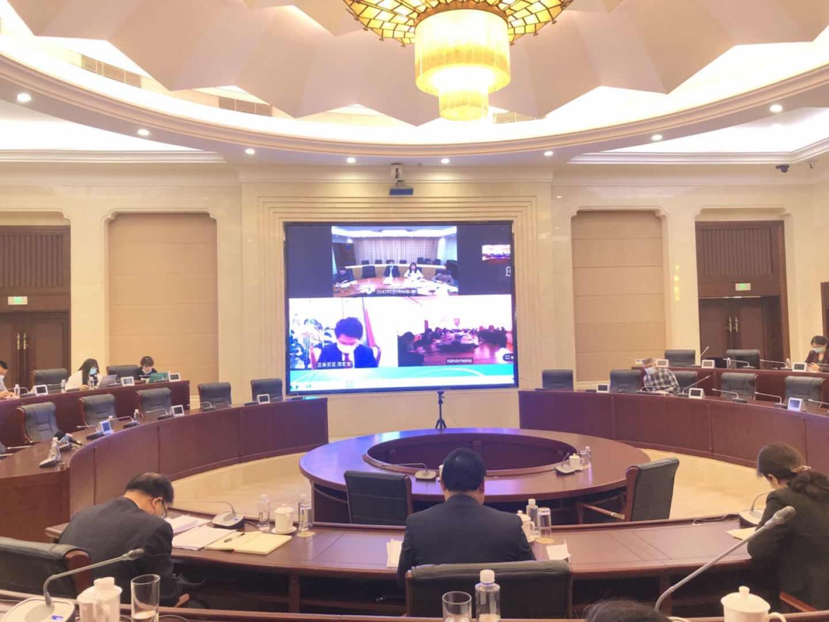 Chongqing epidemic prevention experts share COVID-19 prevention and control experience with their counterparts in Ukraine through video conference. 