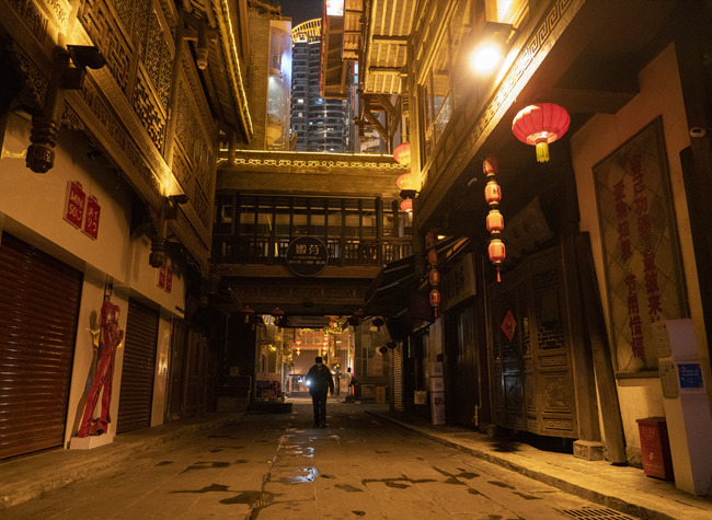 Waiting For The Spring – Chongqing's Scenic Spots Prepare to Resume