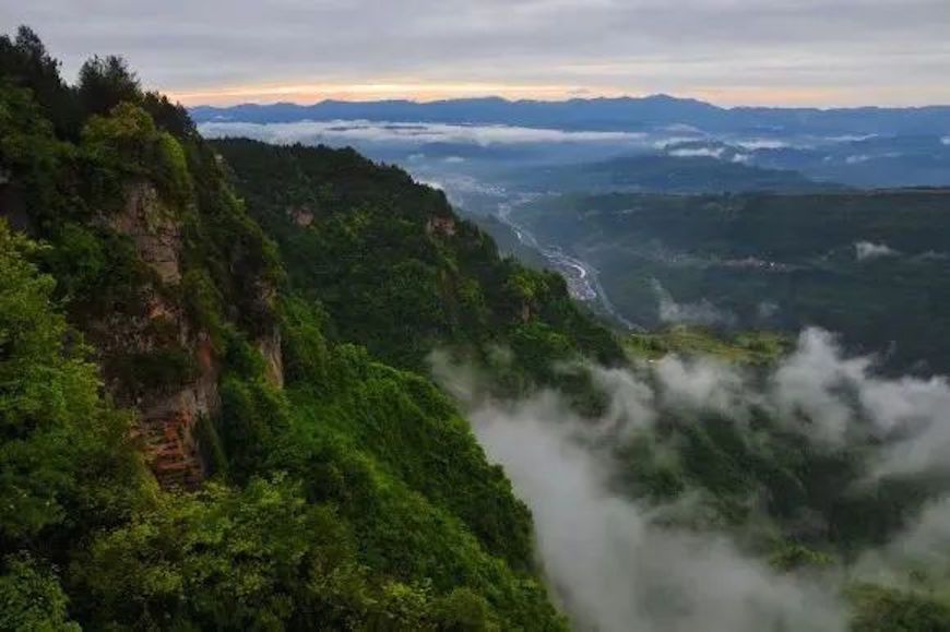 Wanshou-Mountain-Scenic-Area-in-Shizhu