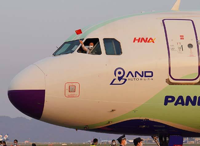 133 Medics Supporting Wuhan Return to Chongqing