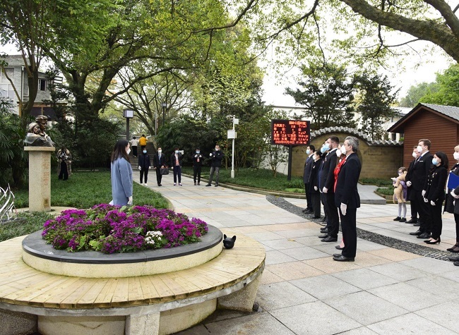 Memorial Ceremony of Revolution and Independence War in Hungary: New Hopes and Dawn are Ahead